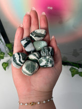 Load image into Gallery viewer, Green Sardonyx Tumbles