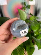 Load image into Gallery viewer, Druzy Agate Spheres