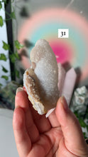 Load image into Gallery viewer, Druzy Chalcedony