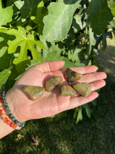 Load image into Gallery viewer, Unakite Tumble