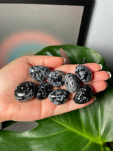 Load image into Gallery viewer, Snowflake Obsidian Tumble