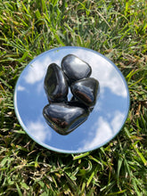 Load image into Gallery viewer, Hematite Tumbles
