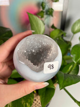 Load image into Gallery viewer, Druzy Agate Spheres