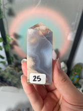 Load image into Gallery viewer, Flower Agate Towers