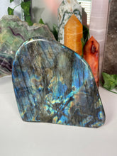 Load image into Gallery viewer, Labradorite Freeform #80