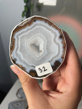 Load image into Gallery viewer, Las Choyas Agate Geodes