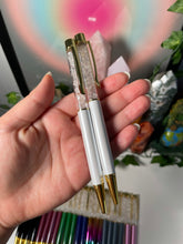 Load image into Gallery viewer, Clear Quartz Pens