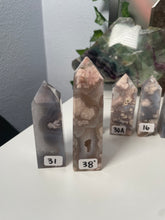 Load image into Gallery viewer, Flower Agate Towers