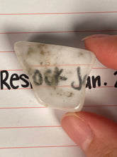 Load image into Gallery viewer, TV Rock (Ulexite)