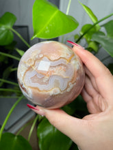 Load image into Gallery viewer, Dreamy Flower Agate Sphere
