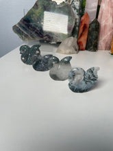 Load image into Gallery viewer, Moss Agate Swan
